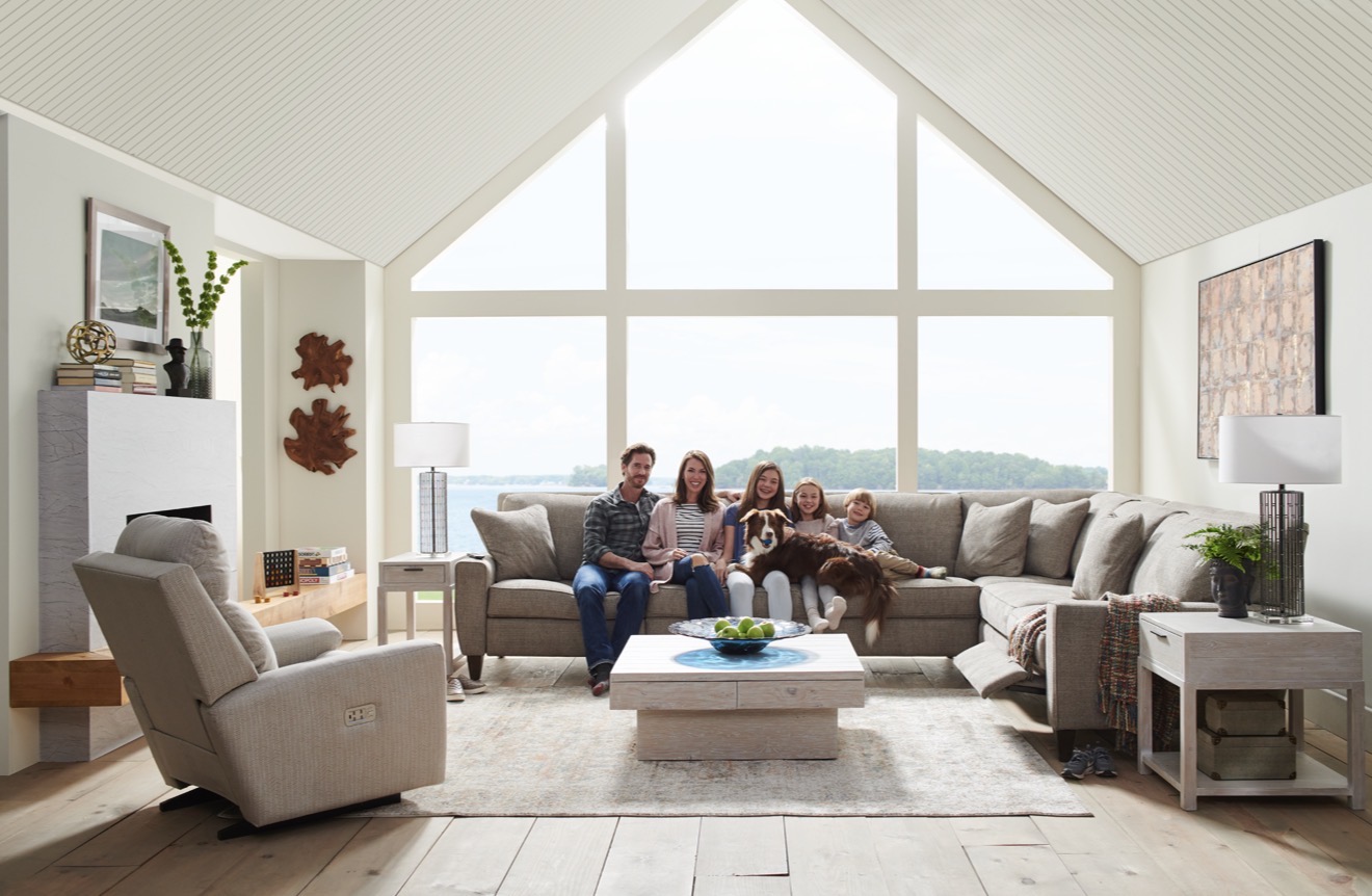 Reasons to Work with a La-Z-Boy Columbus Designer on Your Next Room